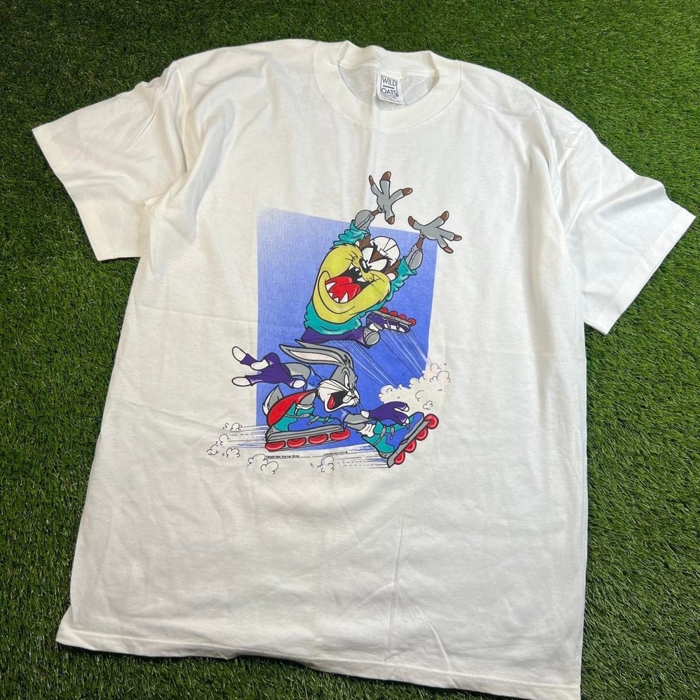 Vintage 90s Wild Oats Looney Tunes Taz Bugs Bunny Rollerblading USA XL Tee Shirt